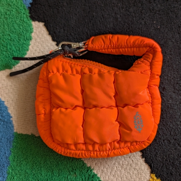 FP Movement by Free People Orange Kids Pouch - Picture 1 of 2
